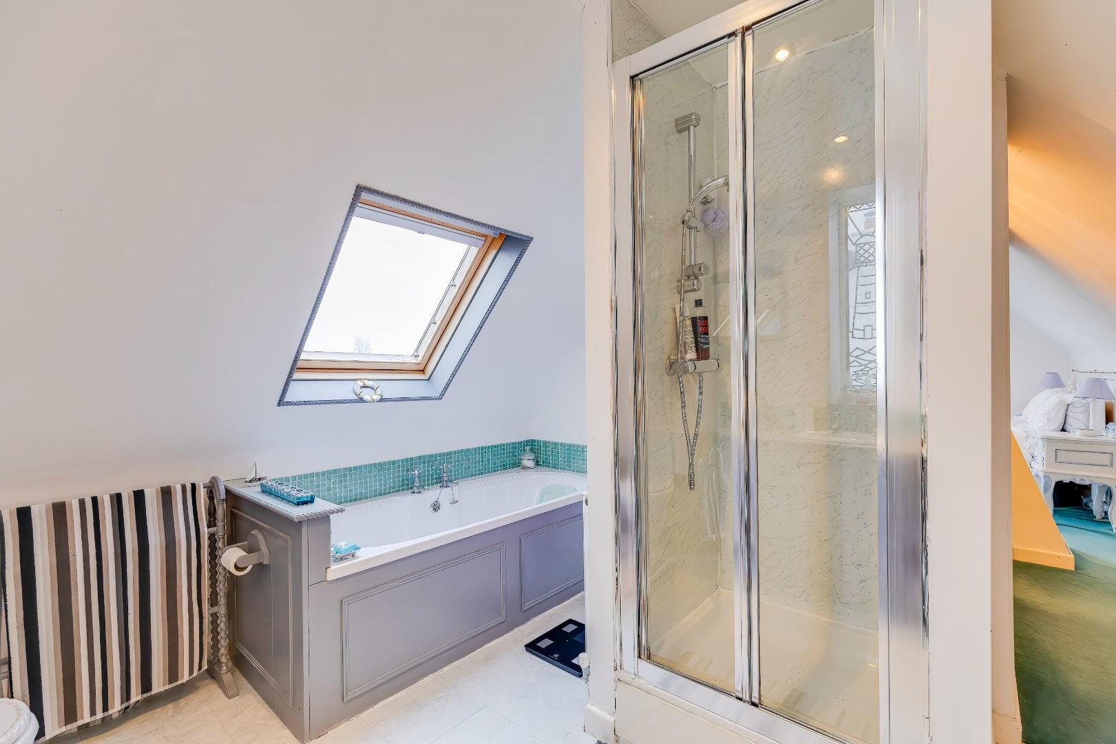 43 Highwalls Avenue, Dinas Powys, CF64 4AQ